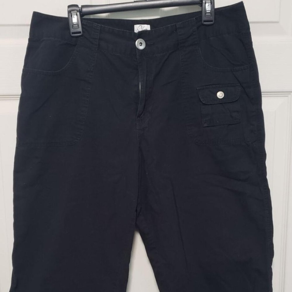 Women's Capris size 16